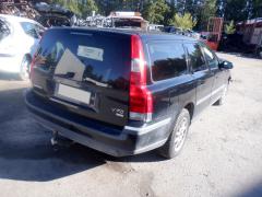 Volvo V70 5D STW 2.4i MT5