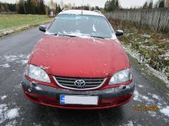 Toyota Avensis 1.6VVti farm. -01
