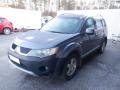 Kuva 2: Mitsubishi Outlander Pre-Facelift 5D SUV 2.0DI-D MT6 4WD Intense 2007