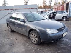 Ford Mondeo III Pre-Facelift 4D Sedan 1.8i MT5