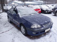 Toyota Avensis T22 Pre-Facelift 5D LB 2.0i 16V MT5 Sol