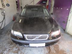 Volvo V70 2.4 -03