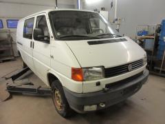 Volkswagen Transporter 2,4 D 57kW syncro