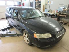Volvo V70 II 2,4 D5 136kW