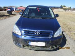 Toyota Avensis Verso 2.0 D -03