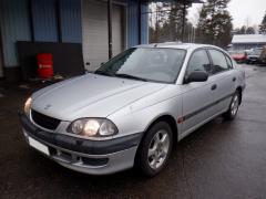 Toyota Avensis T22 Pre-Facelift 4D Sedan 1.6i MT5 Terra