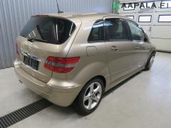 Mercedes-Benz B (W245) 200