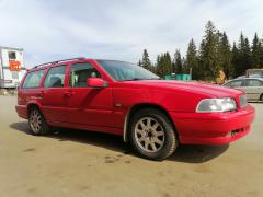Volvo V70 2.4