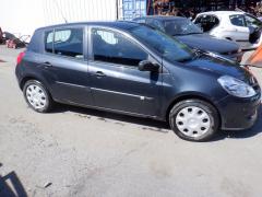 Renault Clio III 5D HB 1.5dCi MT5