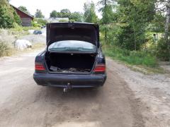 Mercedes-Benz E 220 CDI sedan -01