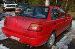 Daihatsu Charade 1,5i -99 sedan