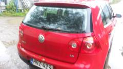 Volkswagen Golf V 1.6 -04 5-ov HB punainen