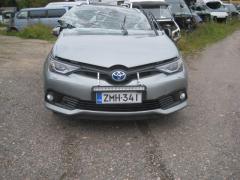 Toyota Auris 13->> 1.8 hybrid