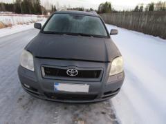Toyota Avensis 2.2 D-CAT farm. -05