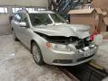 Kuva 2: Volvo V70 D5 Summum 2008