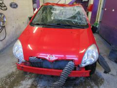 Toyota Yaris 1.0 5ov. -04