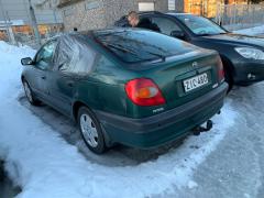 Toyota Avensis 1.6 Terra Liftback -98 AT220L-ALMNKW