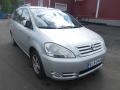 Kuva2: Toyota Avensis Verso SPORTVAN 2.0 D-4D 2001 116hv