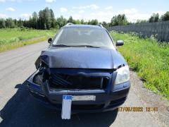 Toyota Avensis 1.6 VVT-i farm -03