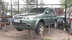 Honda HR-V 1,6 -03 vihreä. 5-ov HB neliveto