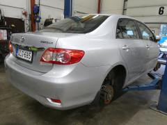 TOYOTA COROLLA Sedan 1.6 (AA) 4ov AHT