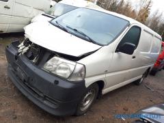 Toyota Hiace 2.5 D-4D pitkä takaveto -07