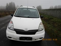 Toyota Yaris Verso 1.3 -02