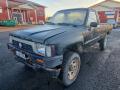 Kuva 2: TOYOTA HILUX II Avolava 2.4 D 4WD 75hv 1984