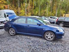 Toyota Avensis 2.0 D4 Tech sedan -04 AZT250L-AEMEHW