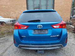 Toyota Auris 13->>