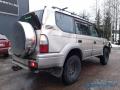 Kuva 2: Toyota Landcruiser KDJ95 3.0 D-4D 2001