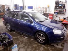 VW Golf V 5D Variant 2.0TDI MT6 Sportline
