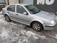 Volkswagen Bora 1.6 AKL