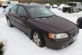 Kuva 2: Volvo S60 2.4 2005