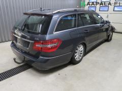 Mercedes-Benz E 212 220 CDi Farm