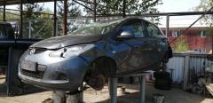 Mazda 2 1.3 -09 5-ov tummanharmaa