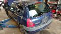 Kuva 2: Renault Clio ll 1,4i 2000