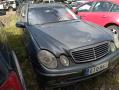 Kuva 2: Mercedes-Benz E 320 CDI S211 avantgarde 2005