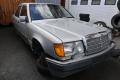 Kuva 2: Mercedes-Benz 124 200 E 1990