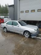 Mercedes-Benz 280E sedan -96