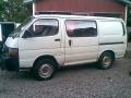 Kuva 2: Toyota Hiace 2,4D 4x4 -91 lyhyt 1991