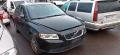 Kuva 2: Volvo S40 musta sedan -08 2008