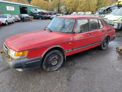 Saab 900