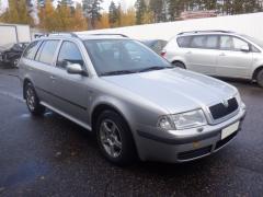 Skoda Octavia 1U5 5D Combi 2.0i MT5 Ambiente