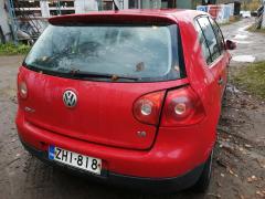 Volkswagen Golf V 1,6 -06 5-ov. HB punainen