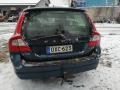 Kuva2: Volvo V70 III 2,0 di -09 sininen palovaurio