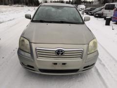 Toyota Avensis 2.4 sedan -04