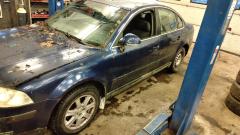 Volkswagen Passat 1.9 TDI sedan -04