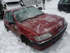 Peugeot 306  TD -97 punainen 5-ovinen 