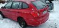 Kuva 2: Kia Rio 1,3  -04 5-ov HB punainen 2004